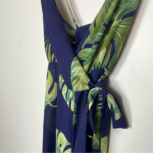 Lulu’s Womens Give Me A Tropical Leaf Printed Backless Wide Leg Jumpsuit Navy XS - Picture 6 of 13